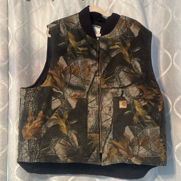 Carhartt Other - Men’s Carhartt camo vest insulated 2XL real tree